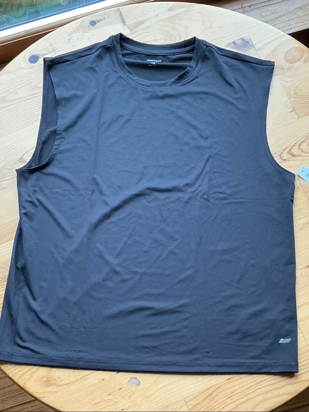 Amazon Essentials Men's Black Sleeveless Performance Tank